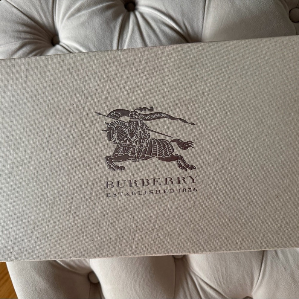 Burberry sneakers - Picture 4 of 9